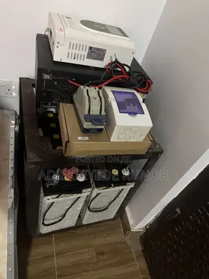 Full Inverter System With Two Lumnious Batteries And