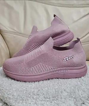 Pink Running Sneakers for Ladies