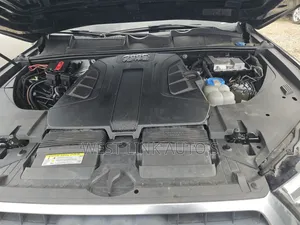 Audi Q7 3.0T Premium AWD quattro 2017 Blue