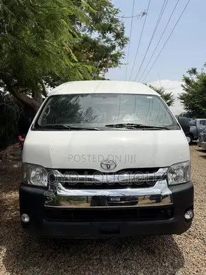 Toyota HiAce 2012 White