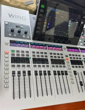 Behringer Wing 48-Channel, 28-Bus Full Stereo Digital Mixing Console