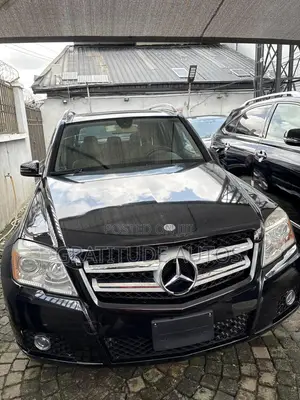Mercedes-Benz GLK-Class 350 2010 Black