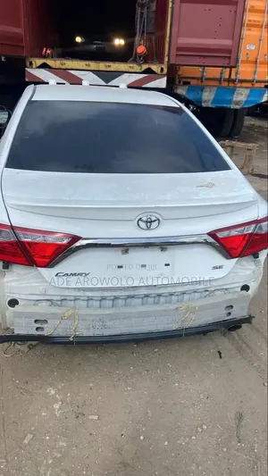 Toyota Camry 2015 White