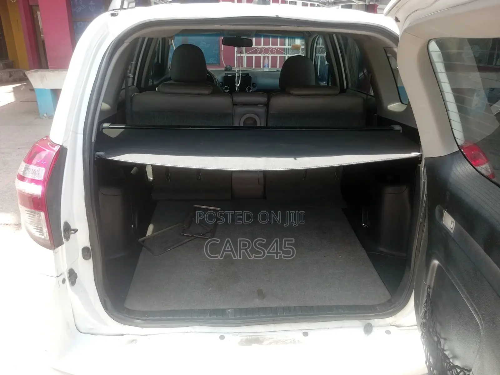 Toyota RAV4 2012 White