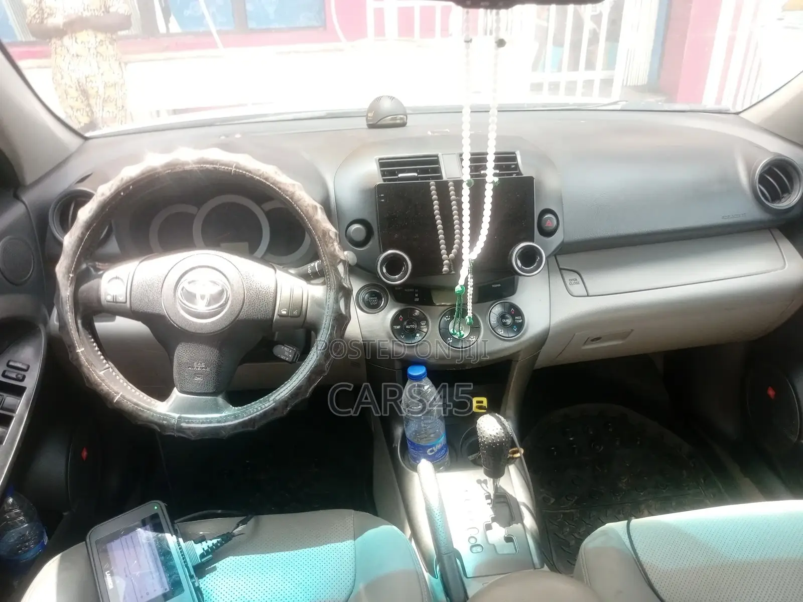 Toyota RAV4 2012 White