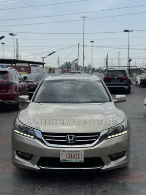 Honda Accord EX-L V-6 4dr Sedan FWD (3.5L 6cyl 6A) 2013 Gold