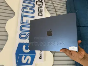 Laptop Apple MacBook Air 16GB Apple M3 SSD 256GB