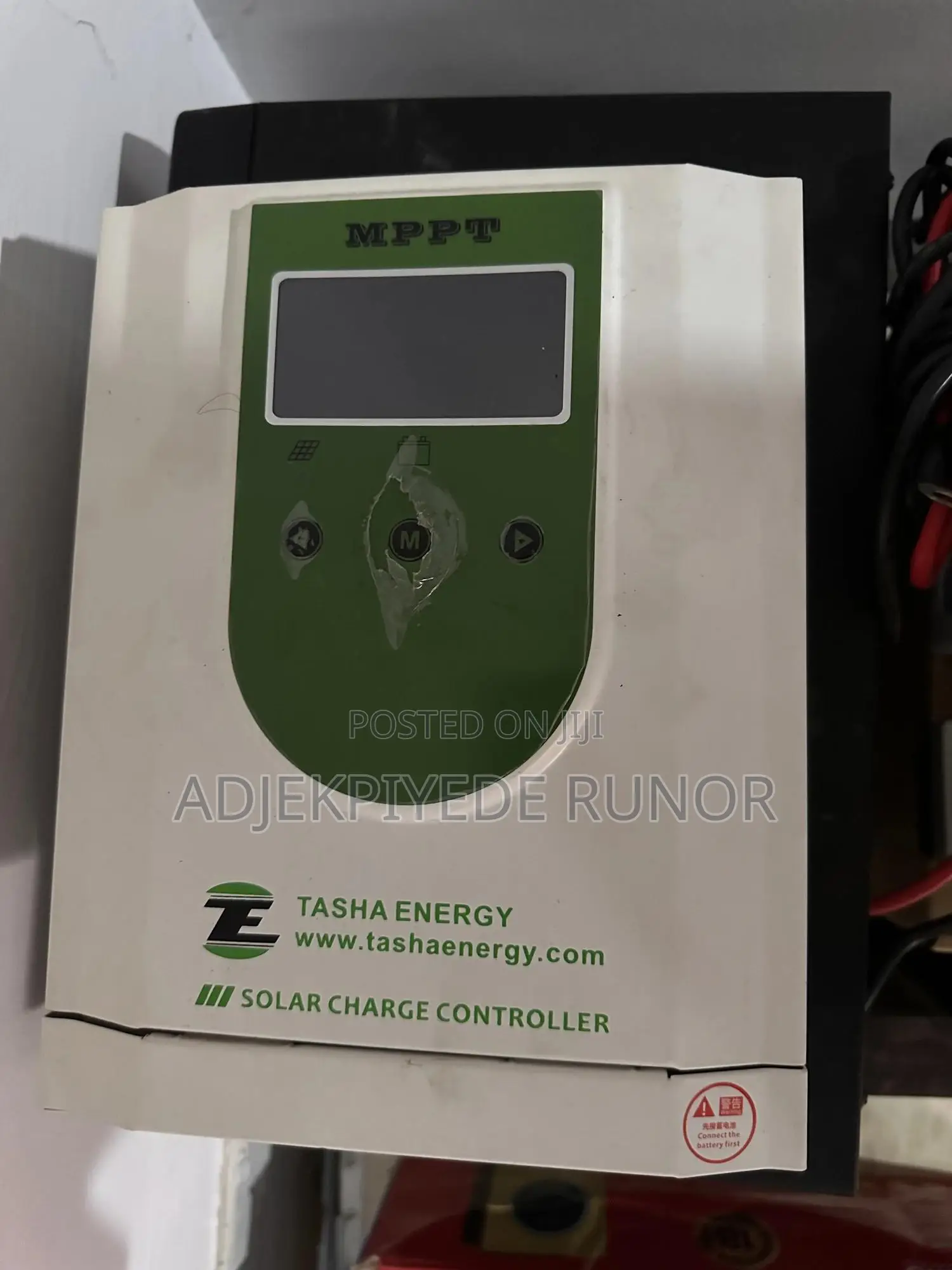 Full Inverter System With Two Lumnious Batteries And