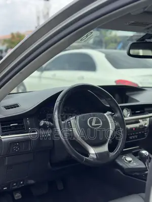 Lexus ES 350 FWD 2016 Gray