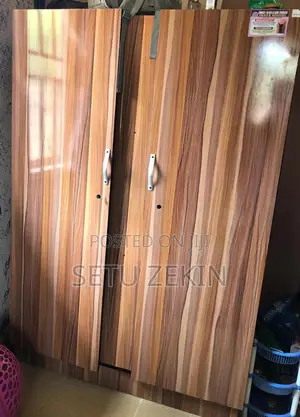 Wardrobe for Sale, Fast Finger