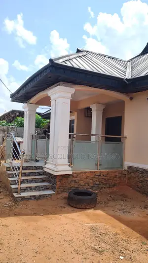 2bdrm Block of Flats in Rhetania, Edo State for sale