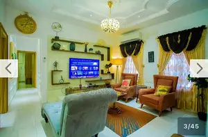 Service Apartment
