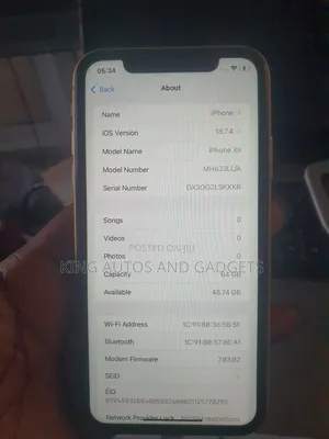 New Apple iPhone XR 64 GB Yellow