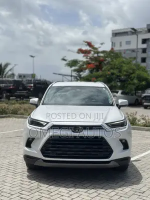 Toyota Grand Highlander Limited AWD 2024 White