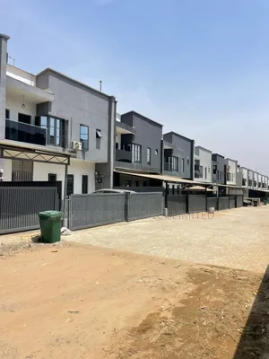 3bdrm Townhouse/Terrace in Kabusa Garden Estate, Dakwo District
