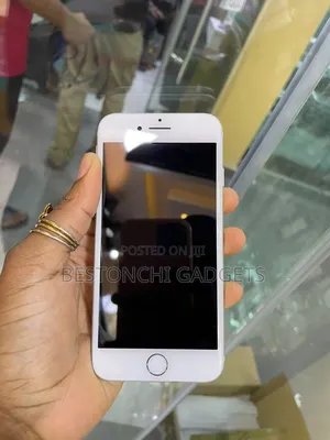 Apple iPhone 7 32 GB Silver