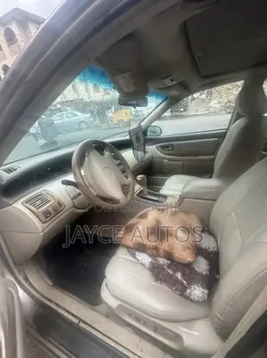 Toyota Avalon 2005 Gold