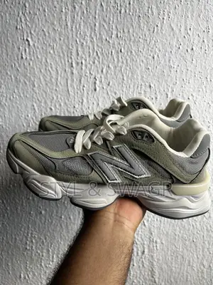 New Balance 9060 Sneakers