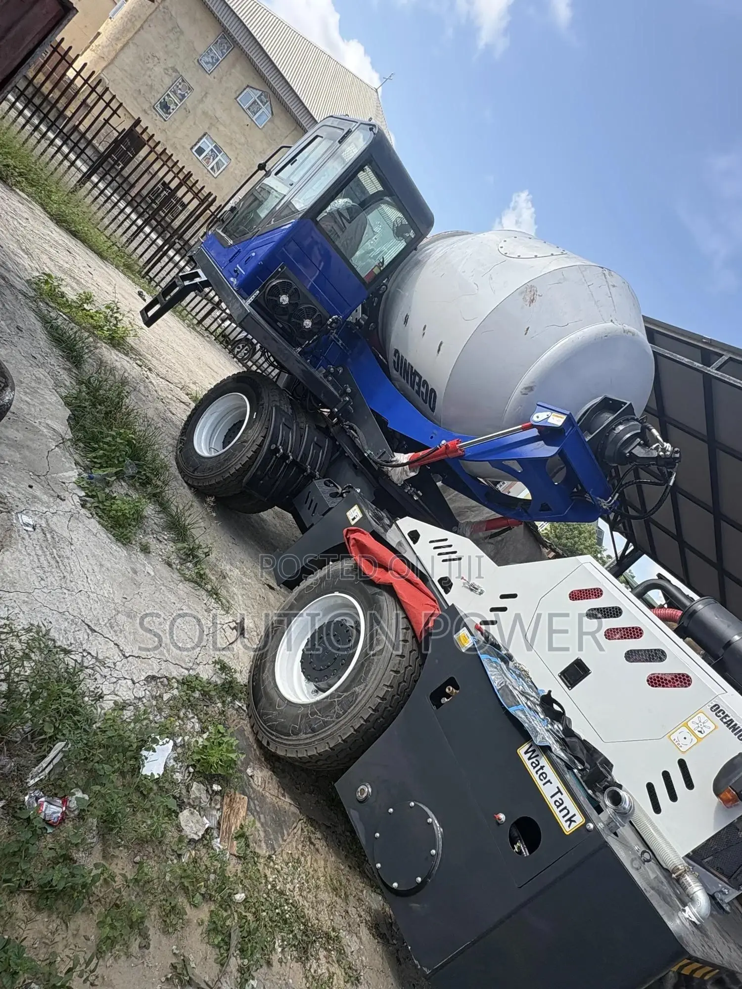 6000l Mobile Self Loading Concrete Mixer