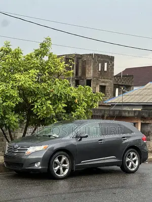 Toyota Venza XLE 2012 Gray