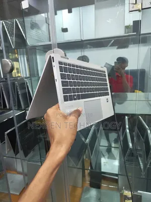 Laptop HP EliteBook 1040 G8 16GB Intel Core i7 SSD 512GB