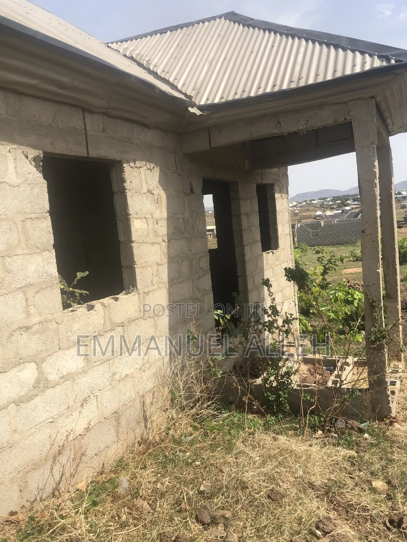 Uncomplicated 2bedroom Flat for Sell