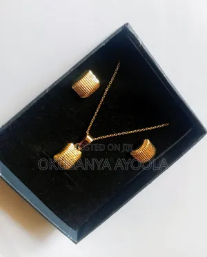 Necklace With Earrings Combo