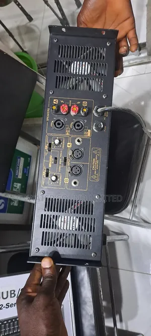 Complete Yamaha Amplifier