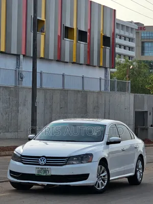 Volkswagen Passat SE 4dr Sedan (2.5L 5cyl 6A) 2014 White