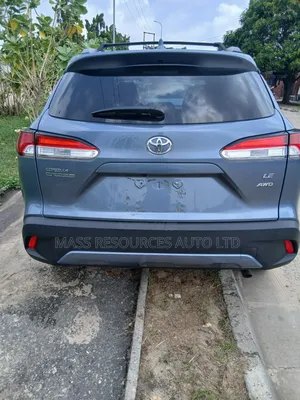 Toyota Corolla Cross LE 2025 Blue