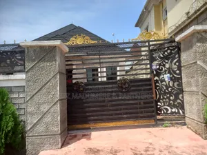 4bdrm Bungalow in At A Housing Estate for sale