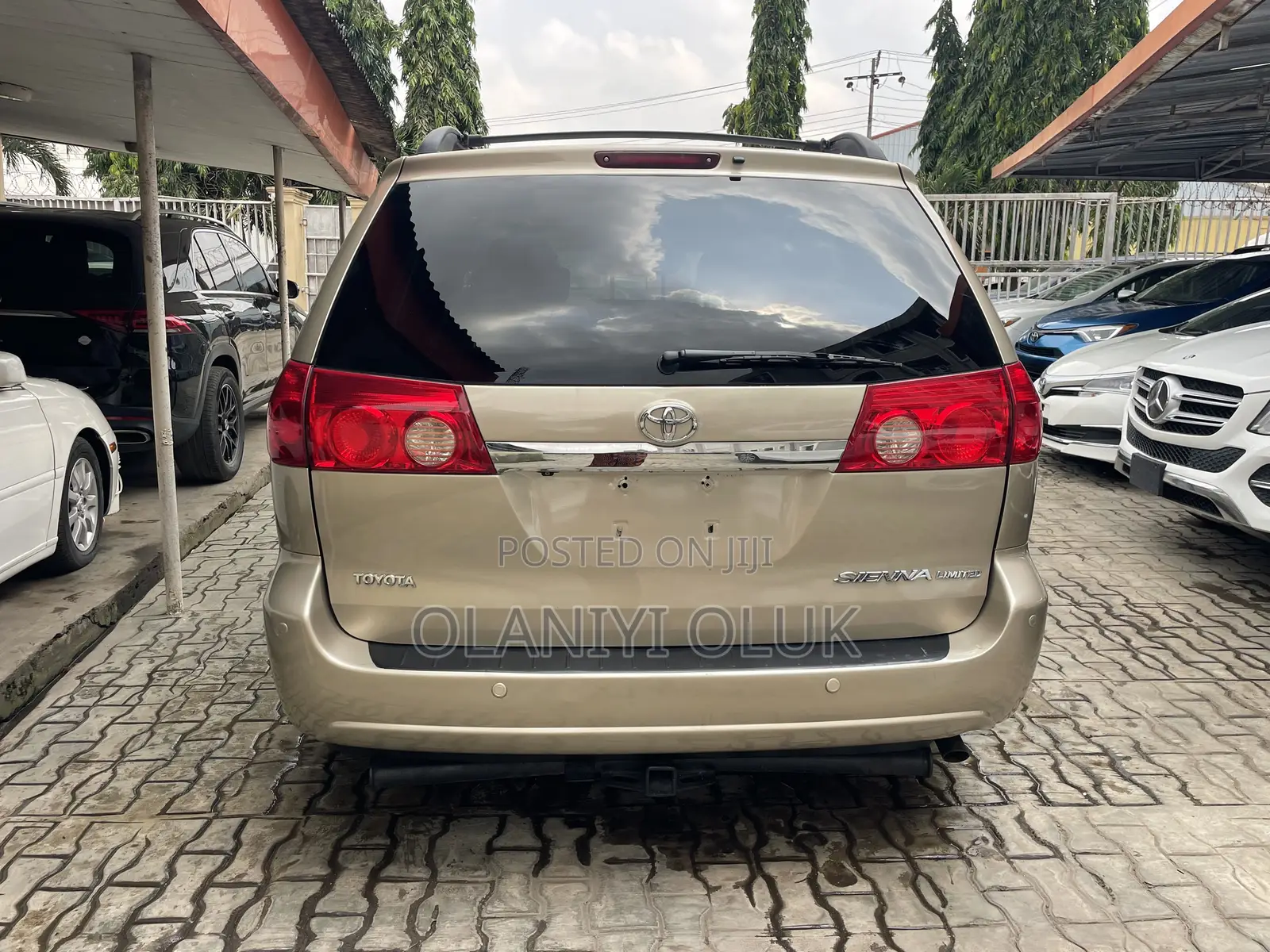 Toyota Sienna 2007 Gold