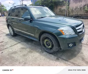 Mercedes-Benz GLK-Class 350 4MATIC 2010 Green