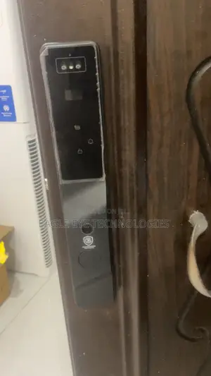 Smart Locks With Fingerprint and Facial Recognition