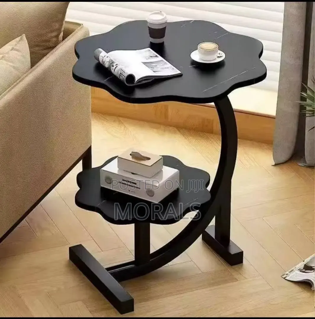 2-Tier Coffee Table (Flower Shape)