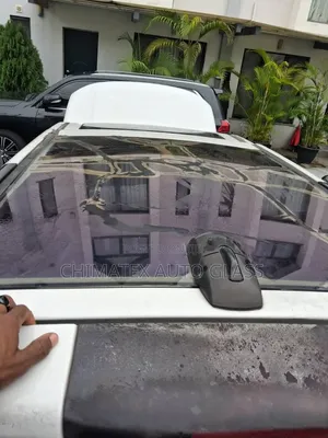 Lr4/Lr3 Top Roof Panoramic Roof Glass Available at Chimatex