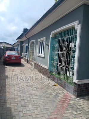 1bdrm Apartment in Ugbolokposu, Warri for rent