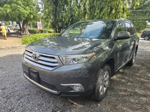 Toyota Highlander 2011 Green