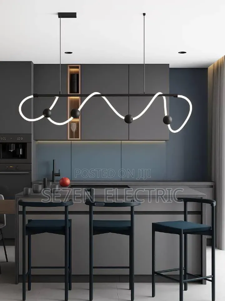 Black Flexible Dropping Chandelier Lighting