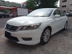Honda Accord 2013 White