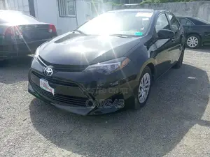 Toyota Corolla 2017 Black