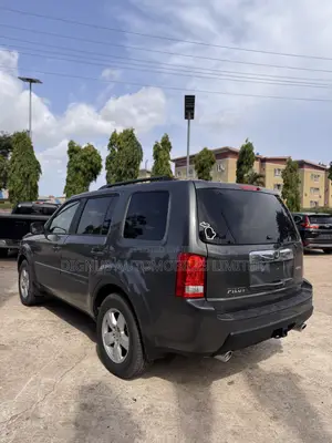 Honda Pilot EX-L 4dr SUV 4WD (3.5L 6cyl 5A) 2011 Gray