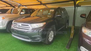 Toyota Highlander 2014 Black