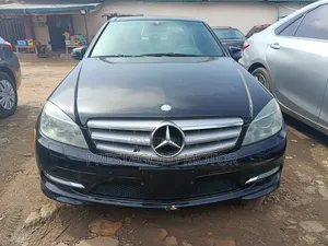 Mercedes-Benz C350 C350 BlueEFFICIENCY RWD 2011 Black