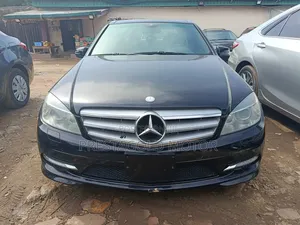 Mercedes-Benz C350 C350 BlueEFFICIENCY RWD 2011 Black