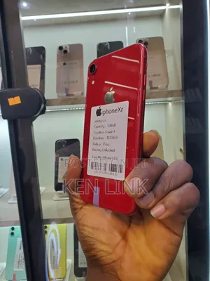 Apple iPhone XR 64 GB Red
