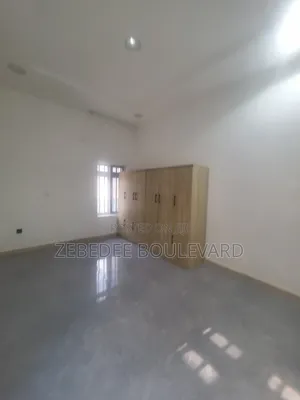 4bdrm Block of Flats in Guzape District for rent