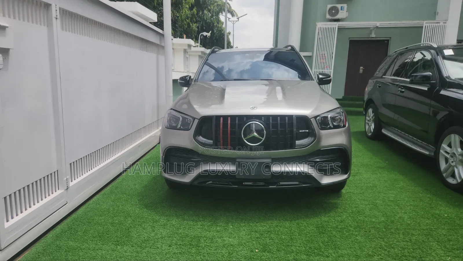 Mercedes-Benz GLE-Class 2022 Gold