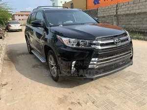 Toyota Highlander XLE 4dr SUV (3.5L 6cyl 6A) 2014 Black