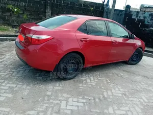 Toyota Corolla 2014 Red